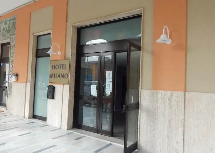 Milano Hotel 2*